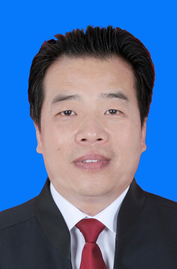 卢伟律师