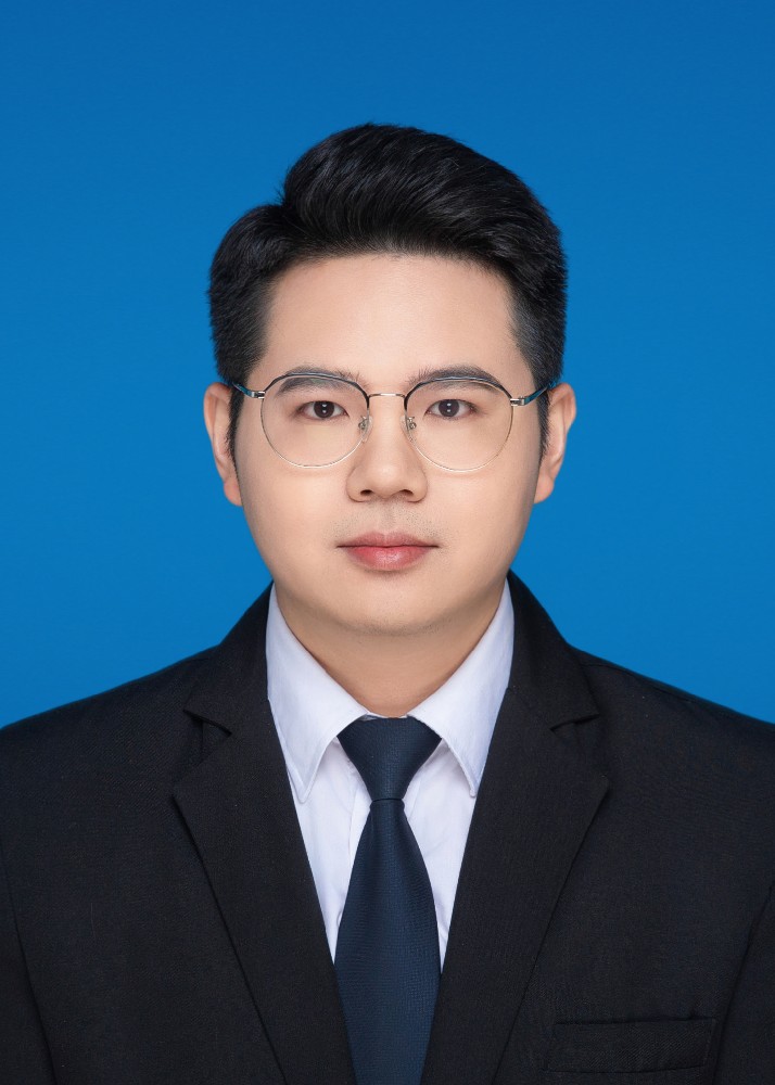 胡乐延律师